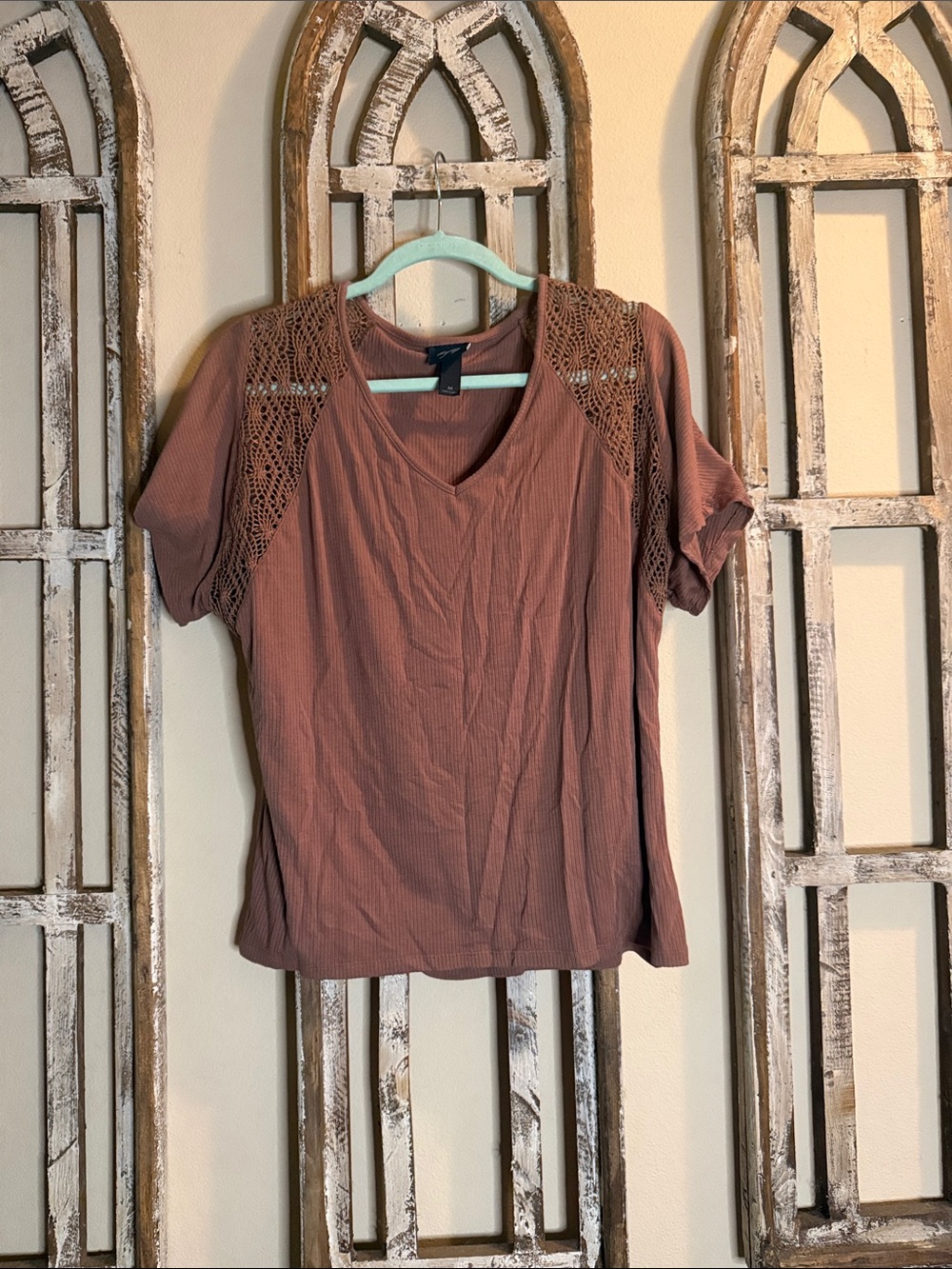 Daytrip Dusty Rose V-Neck Top with Crochet Shoulder Detail